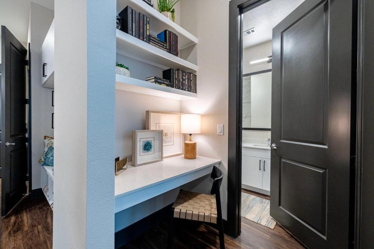 Апартаменти Stylish 2Br With Pool, Gym & Views Остін Екстер'єр фото